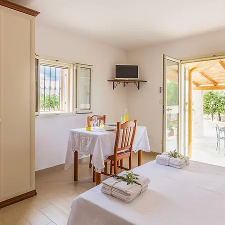 Villa Salinola Ad